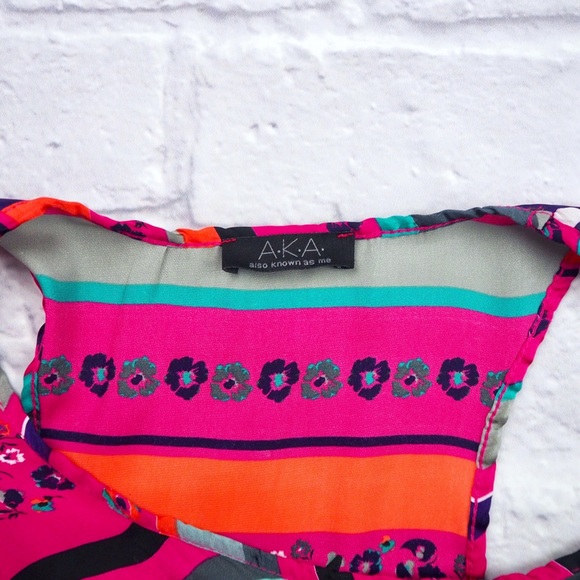 A.K.A. Silky Pattern Stripe Light Summer Tank 👓 - Picture 6 of 6